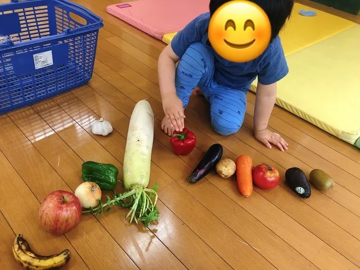 KIDSBASE　さんかく/生きた教材で旬な療育を🥕〜八百屋さんかく開店中！〜