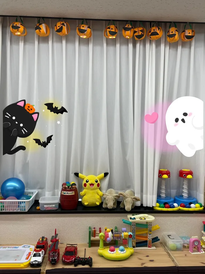 てらぴぁぽけっと　三郷駅前教室/教室の風景：製作活動🎃