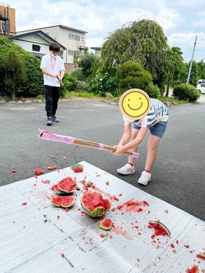 ブロッサムジュニア北上教室/夏休みイベント⑥スイカ割り🍉