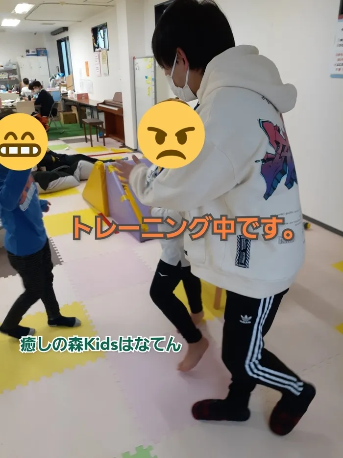 【遊びの中から社会性を育む】癒しの森Kids　はなてん/作業療法取り入れています