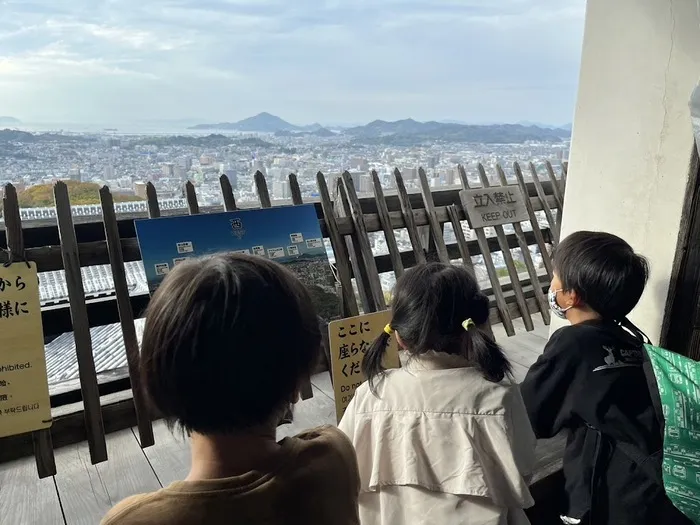 愛YOUわくわく広場/松山城に行きました🐻‍❄️（山越）