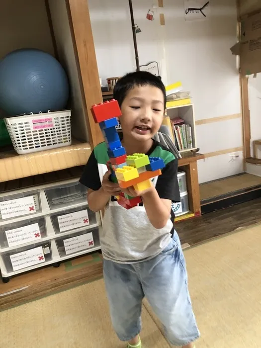 ライズ児童デイサービス楽音寺/ブロック遊び🧱