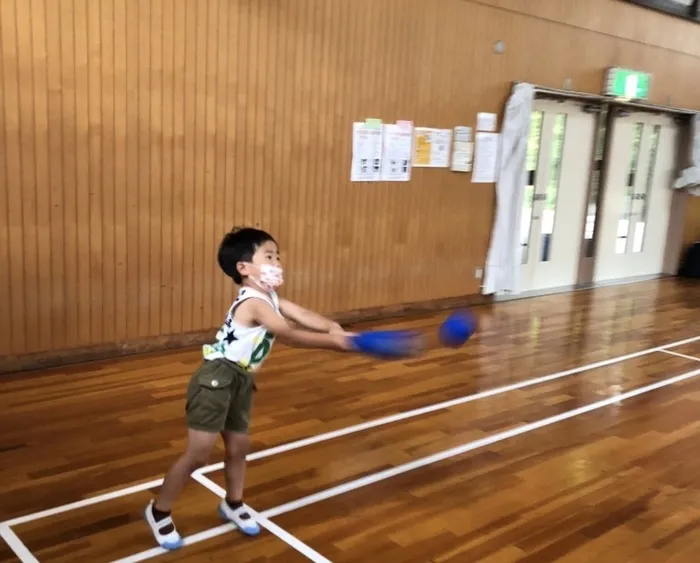 ライズ児童デイサービス楽音寺/体育館で遊んだよ！