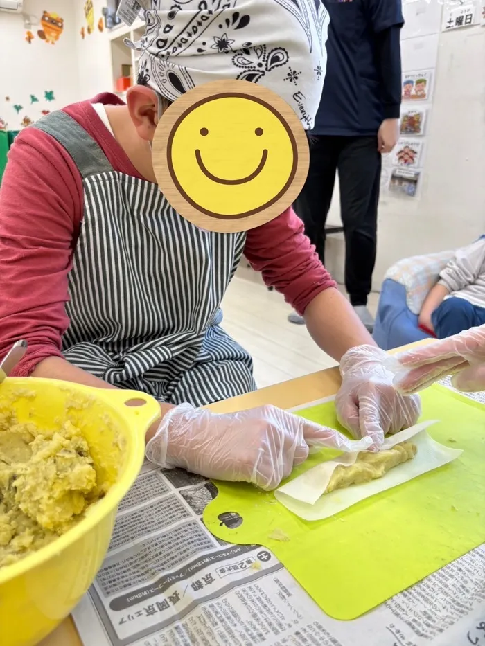 児童発達支援・放課後等デイサービスHUGS（ハグ）