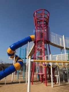 放課後等デイサービス ガリレオ オリンピア/測定と公園遊具を使っての体幹つくり