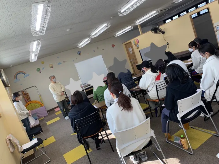 わくわくキッズルーム佐久平/「森のくまのこ」市川先生の講演会🐻