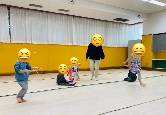 きりんのあくび　kids　ふせ/わんぱく遊戯室あそび