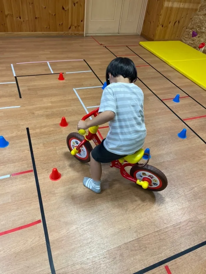 きりんのあくび　kids　ふせ/自転車遊び🚲