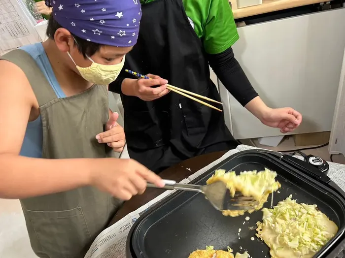 ここから/お好み焼き作りに挑戦！！