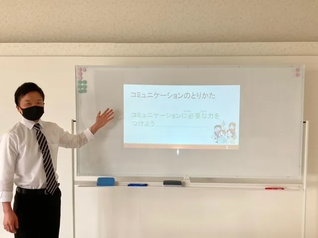 【進学・就職に向けた準備ができる】放課後等デイサービスcampus（キャンパス）/日常の支援風景