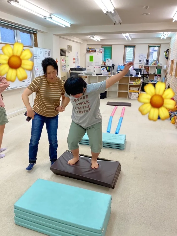 みつばち　桜町/室内で楽しく☀️