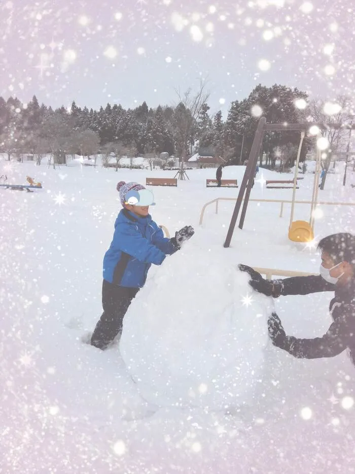 スパークスタジオ岩手北上（IMEトレーニング北上2号館）/雪だるまつくろ～う！