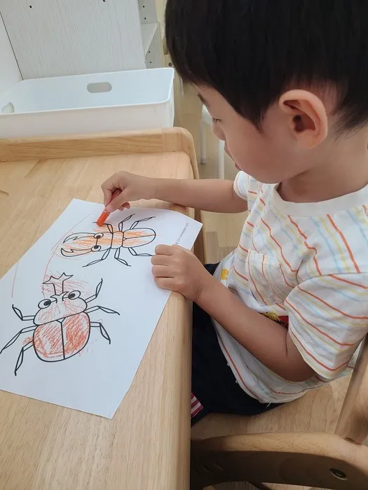 個別療育のゆめラボ 府中教室【空きあり！見学・体験受付中！！】/ぬり絵に挑戦✨