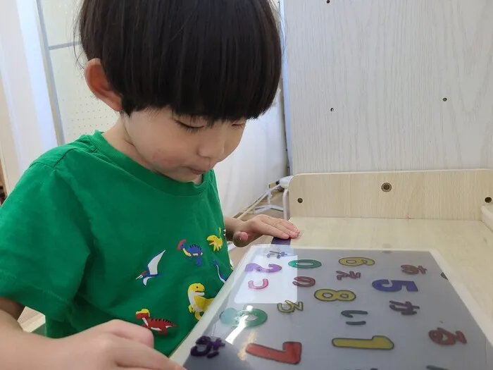 個別療育のゆめラボ 府中教室【空きあり！見学・体験受付中！！】/懐中電灯🔦✨