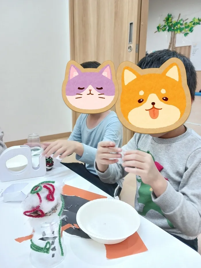 ケンリハスポーツキッズ徳重/ユース徳重　クリスマスツリー・カード作り