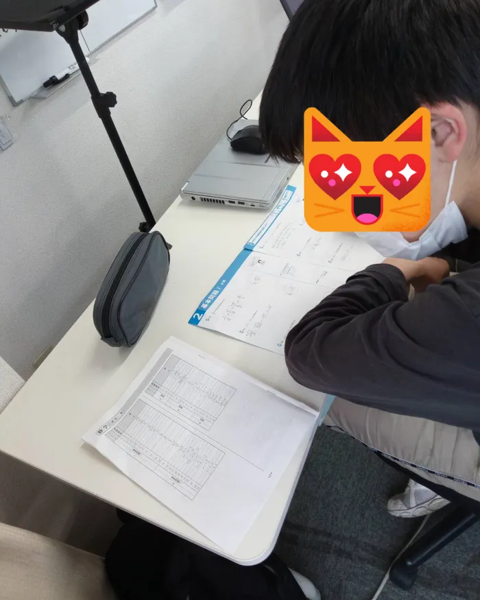 【火・木・金　空きあり】就労準備型放課後等デイサービス For happiness/報・連・相を意識しています