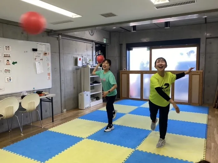 スパーク稲城オレンジ/スタッフの専門性・育成環境