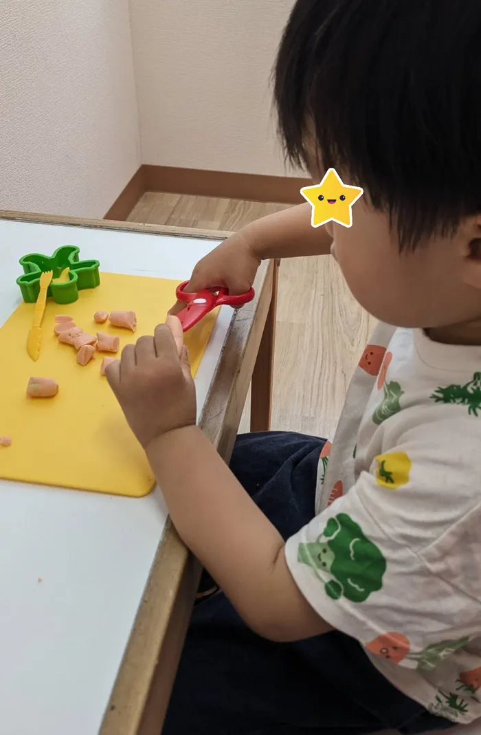 てらぴぁぽけっと　越谷大袋教室/【手をたくさんつかって遊ぼう！】