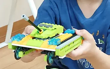 こども未来アカデミー苦楽園教室/レゴで戦車を作りました！！