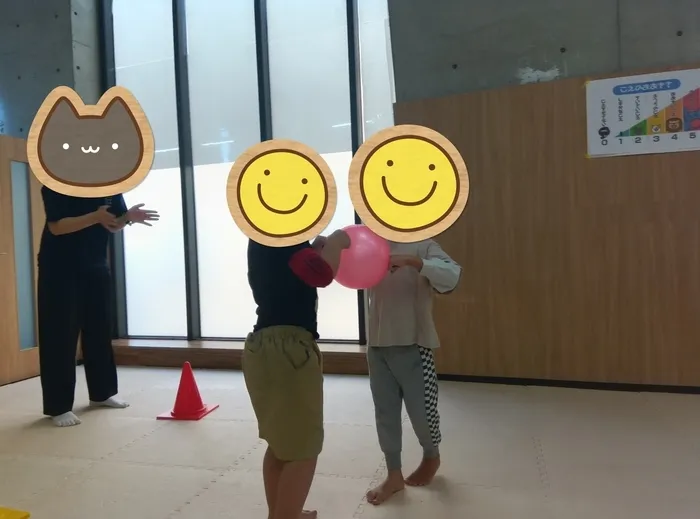 児童発達支援・放課後等デイサービス　いきるちから1/ボールタッチ✋