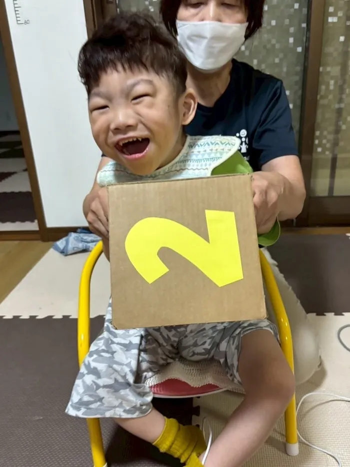 こどもデイサービスほほえみのき/サイコロ遊び