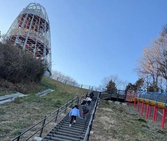 杜のつぐみ療育園 新田東園/今年初めての公園遊びです。🪅🛝