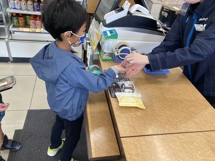 【見学受付中！お気軽にご連絡ください！】　おおきな木　東大阪吉田/おかいもの👛