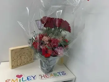 児童発達支援・放課後等デイサービス　スマイリーハーツ/きれいなお花をいただきました！！