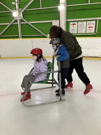 放課後等デイサービス　ガリレオふくおか/１月２８日アイススケートに行ったよ。