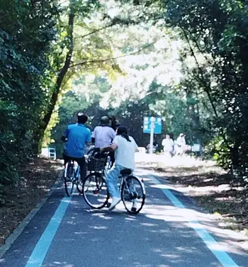放課後等デイサービス　ガリレオふくおか/中学生は海の中道海浜公園でサイクリングを楽しみました。