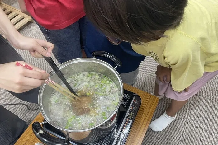  Happiness kids 千早（ハピネスキッズチハヤ）/豚汁＆おにぎり🍙作り