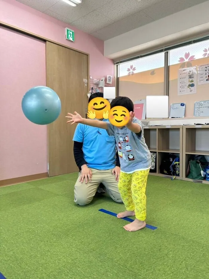 こぱんはうすさくら鴫野教室☆少数空きあります☆/ボールをよ～く見て！！！