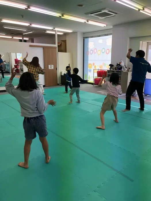 ライズ児童デイサービス布施あじろ/ちあダンス💃