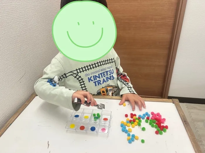 フルーツバスケット【完全送迎/個別&集団療育】放課後等デイサービス・児童発達支援/色分け🔴🥢