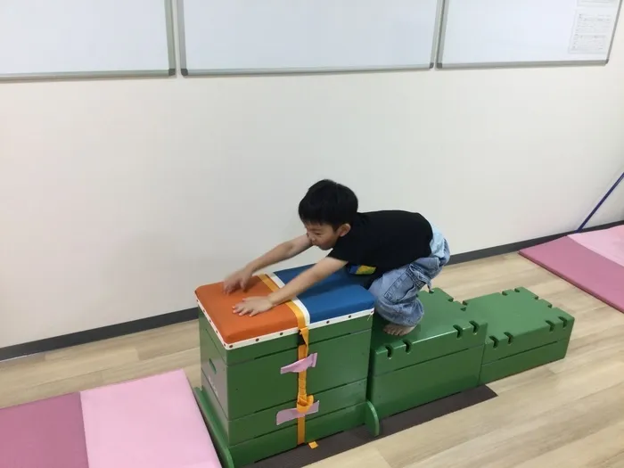 AIAI PLUS 土気駅南口/運動プログラム：階段うさぎ跳び