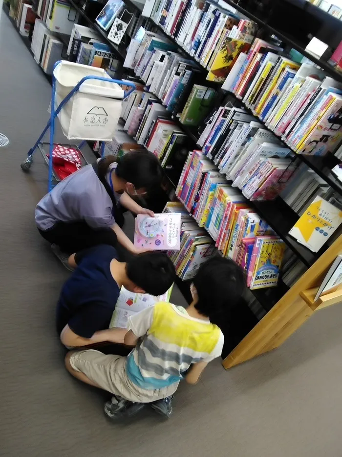 さくだいらキッズらぼ小諸教室/思いやりの図書館外出✾