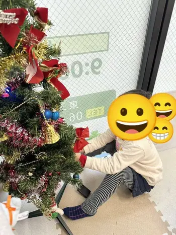 One step smile東三国教室/【クリスマスツリー飾り付け】のご紹介🎅