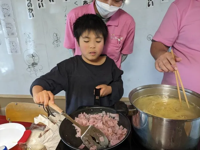 愛YOUわくわく広場　はなみずき/ペペロンチーノ作り🍝