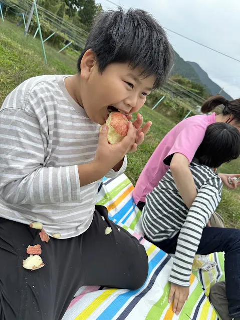 愛YOUわくわく広場　はなみずき/りんご狩りに行ってきました🍎