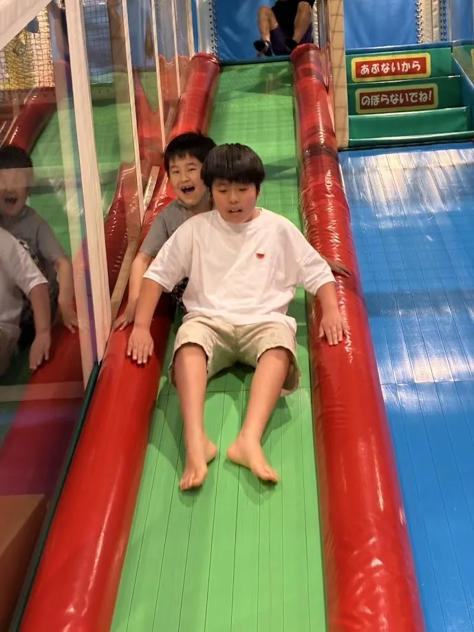 愛YOUわくわく広場　はなみずき/ひみつの森、ゲームセンターに行ったよ😊