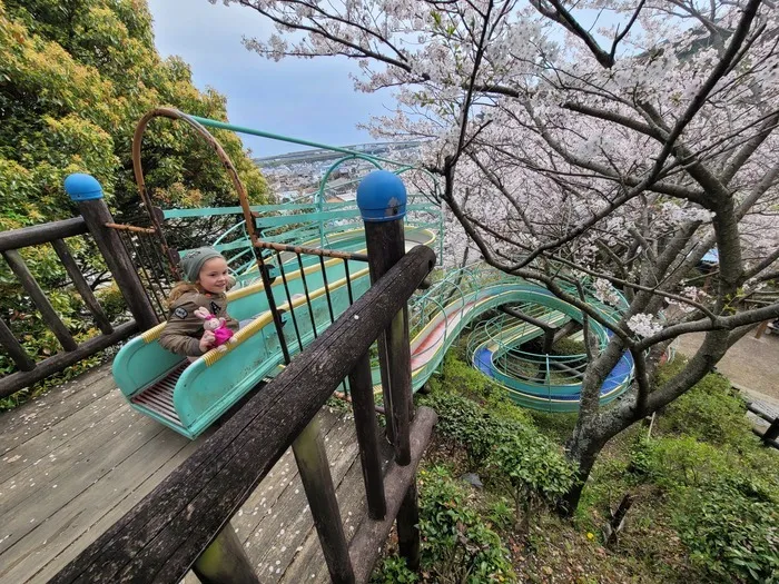 放課後等デイサービスぽかぽか西島/120mのロング滑り台🏞