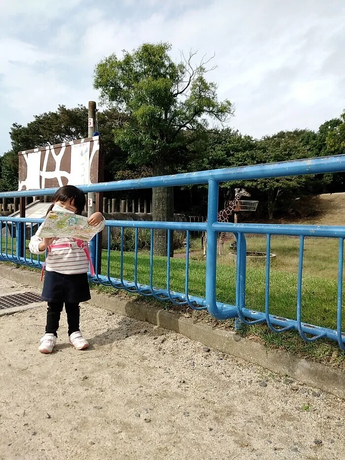 ドットジュニア 浜野 第１教室/次は、どこに行こうかな🦒