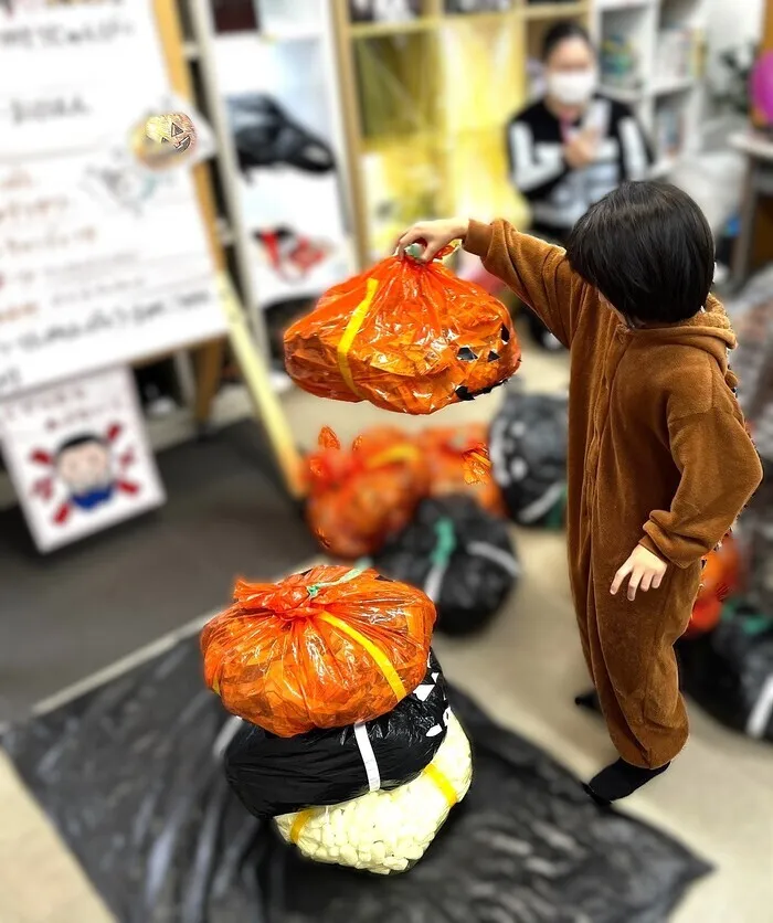 【放課後等デイサービス】 Gripキッズ八千代緑が丘校　(^^)//ハロウイン🎃　かぼちゃグラグラタワー🗼