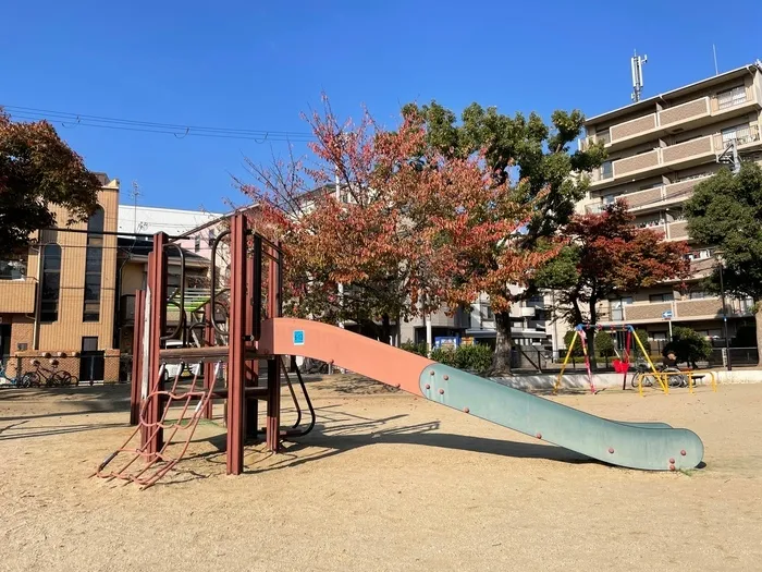 徒歩5分の公園
