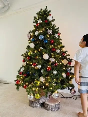 言葉のにわ-宝-/巨大クリスマスツリー