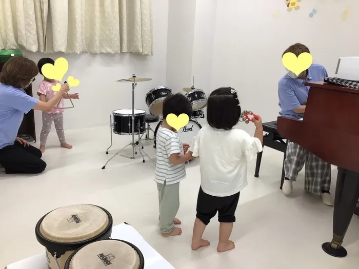 音楽特化型放課後等デイサービス さんかく（児童発達支援・放課後等デイサービス）/みんなで楽しく合奏しました！【さんかくの集団療育】