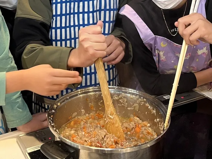 放課後等デイサービスみつばちHigh/🍛ドライカレー作り🍛