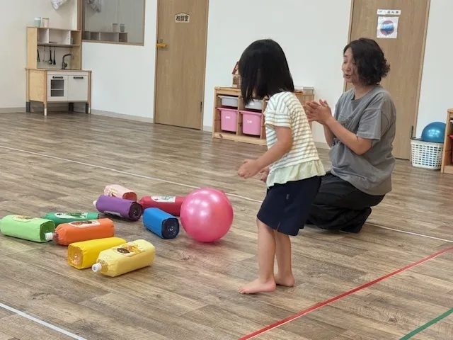 児童発達支援 てらぴぁぽけっと 太田教室/ボーリング　今日は何本倒せるかな?