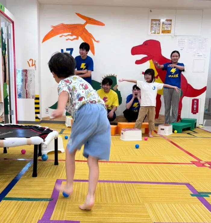 【運動療育／個別・小集団療育／理学療法士在籍】スパーク衣笠