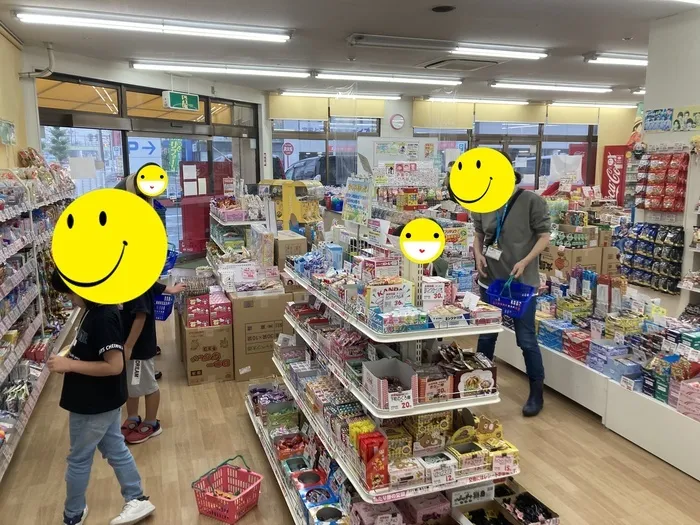 ありがとう/地域交流でおやつ買い物＾＾